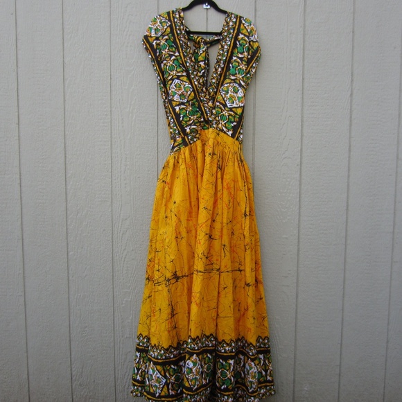 Womens Maxi Dress Free size M-2X Yellow Contrast Froral  Halter Neck Fairy READ* - Picture 1 of 16